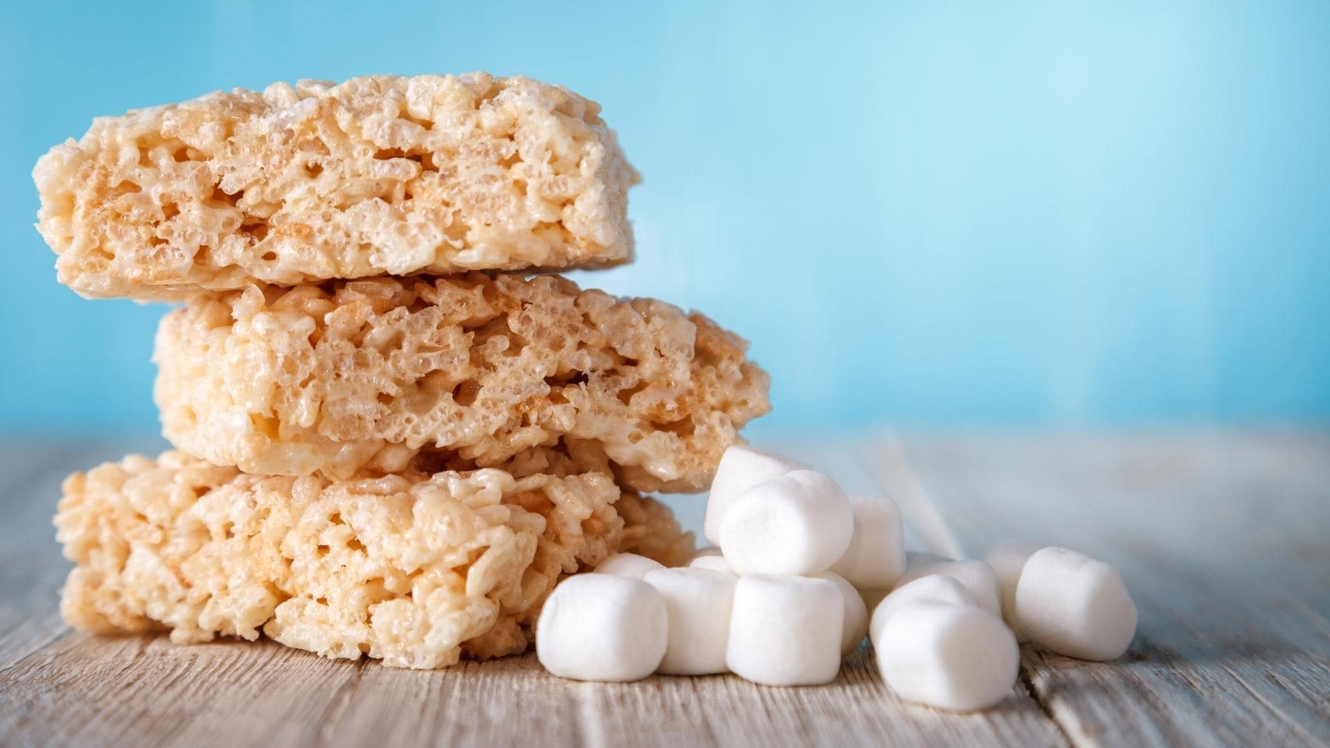 Can Dogs Eat Rice Krispie Treats? Is It Safe? (We Asked A Vet)