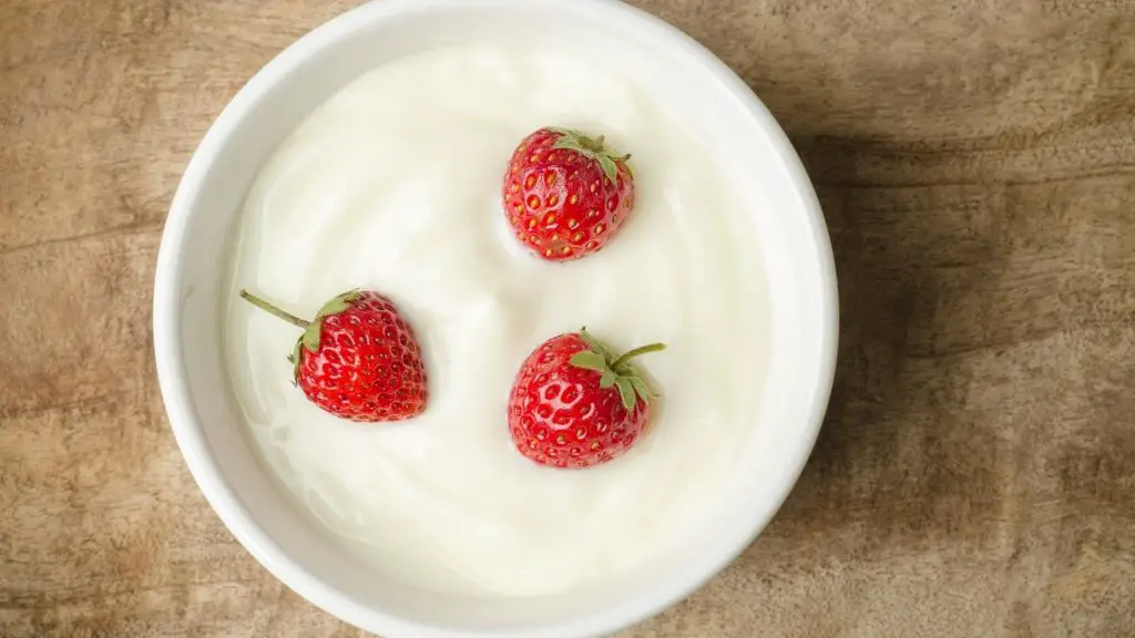 strawberry yogurt 